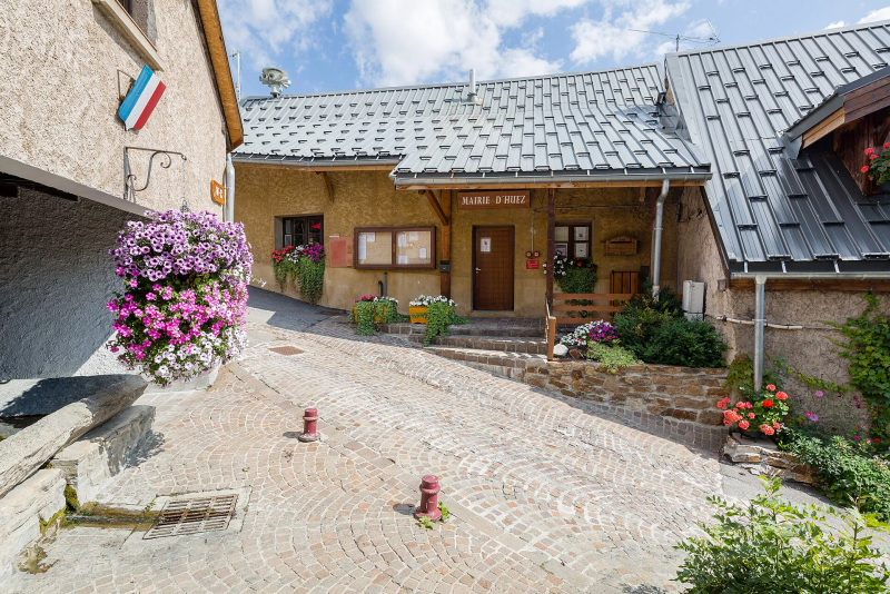 Place de la Mairie d'Huez